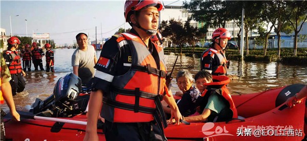 险情就是号令，72886必赢网站学子驰援郑州