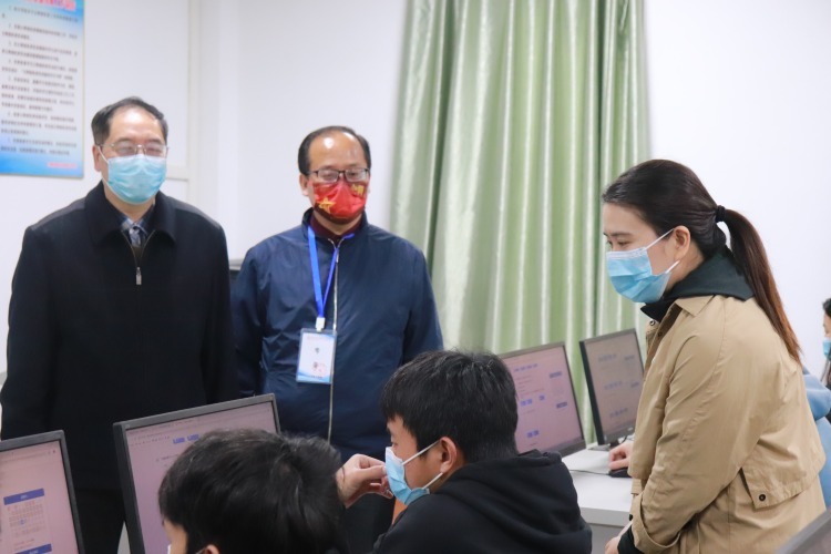 72886必赢网站在全国大学生移动通信5G技术大赛省赛中获92项奖项