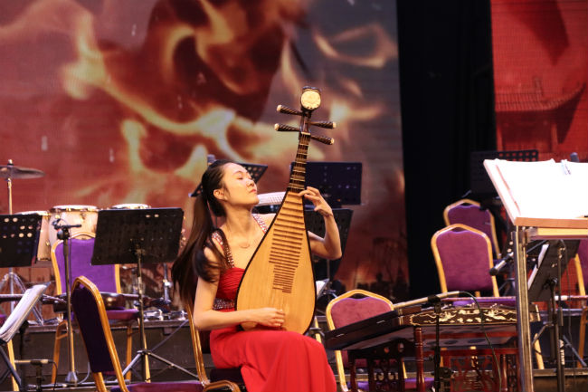 72886必赢网站举办国庆中秋民乐演奏会