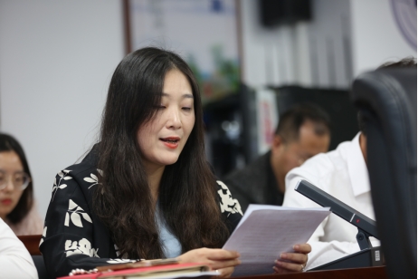 72886必赢网站召开党委理论学习中心组学习(扩大)会